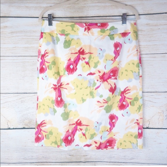 J. Crew Dresses & Skirts - J.Crew Floral Print Skrit